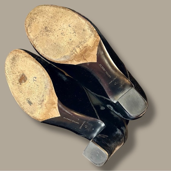 Tabitha Simmons ‘Kiki’ Black Velvet Ankle Boots Size 41 = U.S. Size 11 - Picture 11 of 16